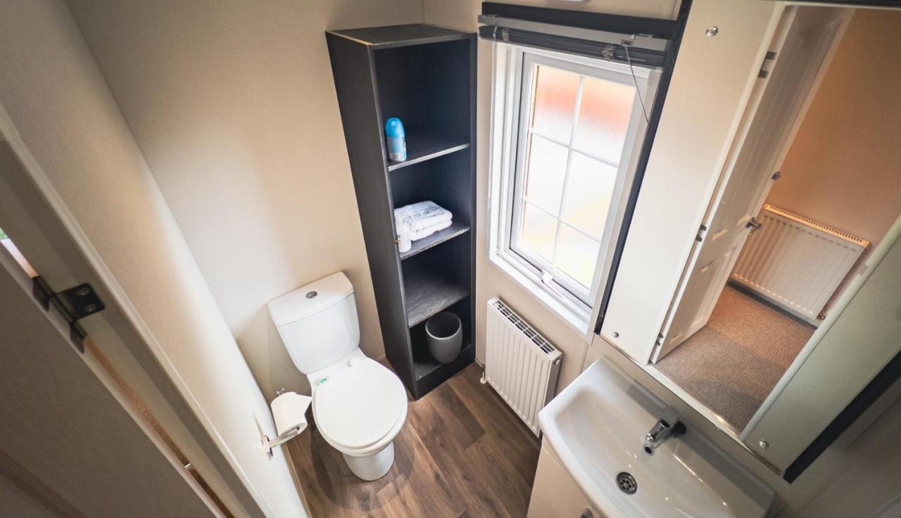 מורפת' Angie'S Haven, Superb 2 Bedroom Lodge With Hot Tub - Sleeps 6 - Felmoor Park מראה חיצוני תמונה