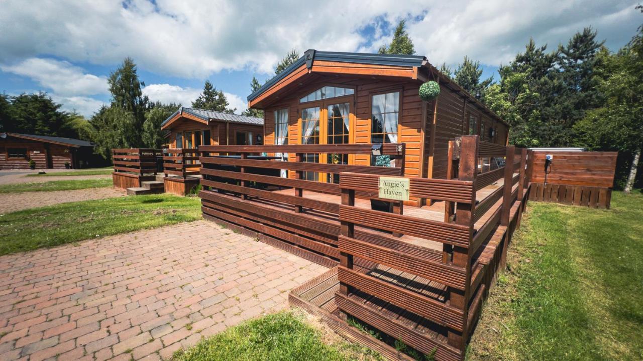מורפת' Angie'S Haven, Superb 2 Bedroom Lodge With Hot Tub - Sleeps 6 - Felmoor Park מראה חיצוני תמונה