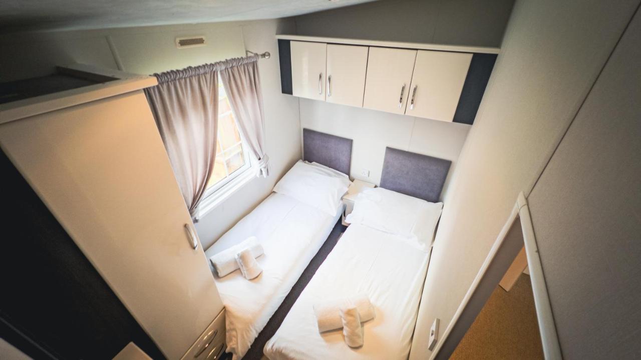 מורפת' Angie'S Haven, Superb 2 Bedroom Lodge With Hot Tub - Sleeps 6 - Felmoor Park מראה חיצוני תמונה